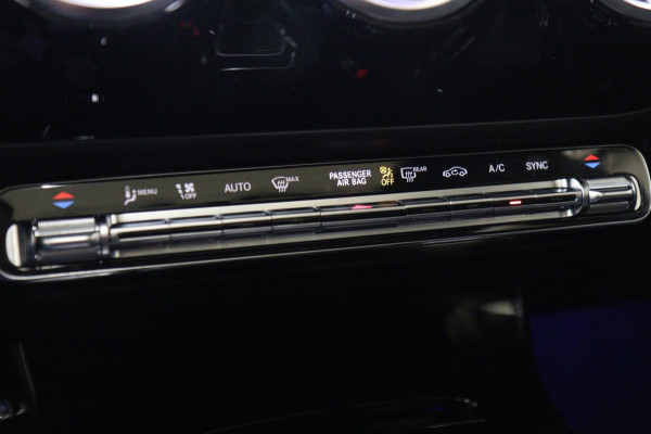 Mercedes-Benz A-Klasse 200 AMG NAP Pano/Carplay/Keyless/Memory/Sfeerver/VOL