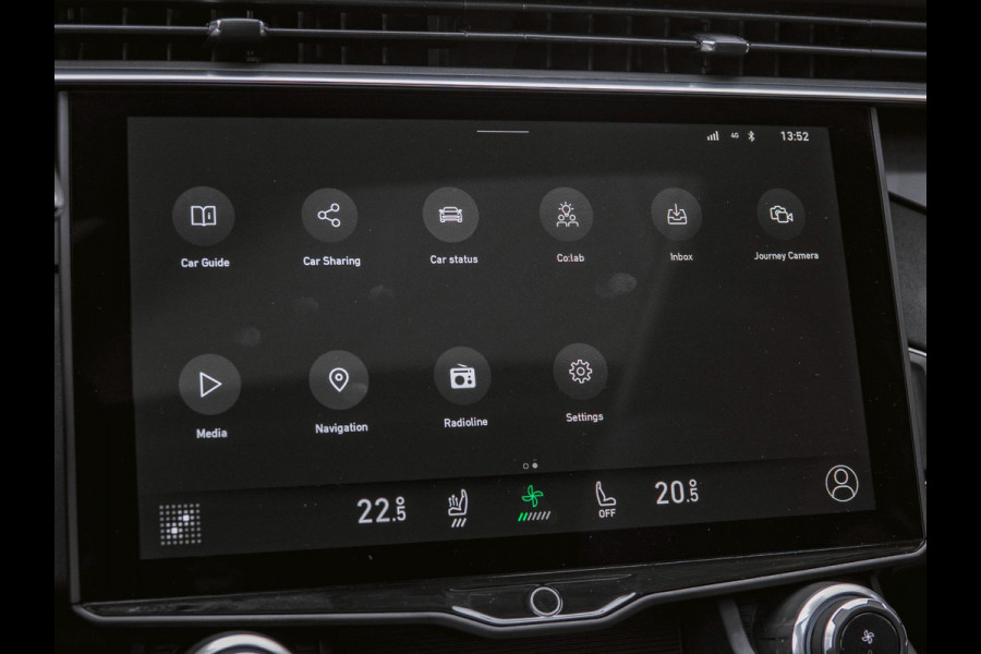 Lynk & Co 01 1.5 Black Edition Trekhaak|Panoramadak|360° Camera|ACC|Stoelverwarming|Navi|Carplay