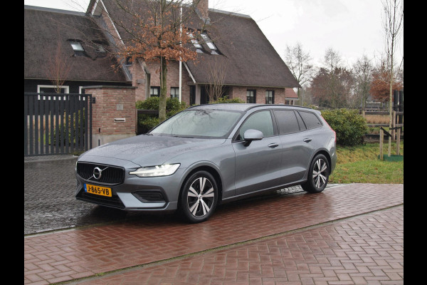Volvo V60 2.0 B3 Momentum Advantage | Camera | Trekhaak | Apple Carplay | Cruise Control |