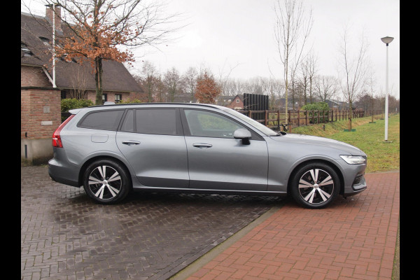 Volvo V60 2.0 B3 Momentum Advantage | Camera | Trekhaak | Apple Carplay | Cruise Control |