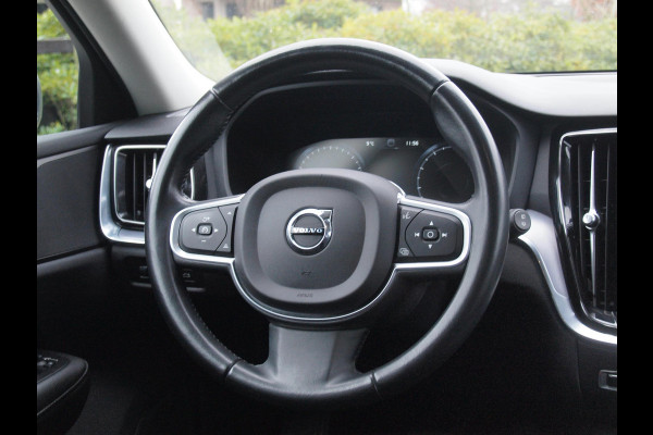 Volvo V60 2.0 B3 Momentum Advantage | Camera | Trekhaak | Apple Carplay | Cruise Control |