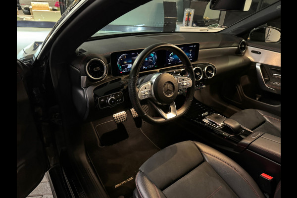 Mercedes-Benz CLA-Klasse Shooting Brake 180 AMG Pano|Sfeer