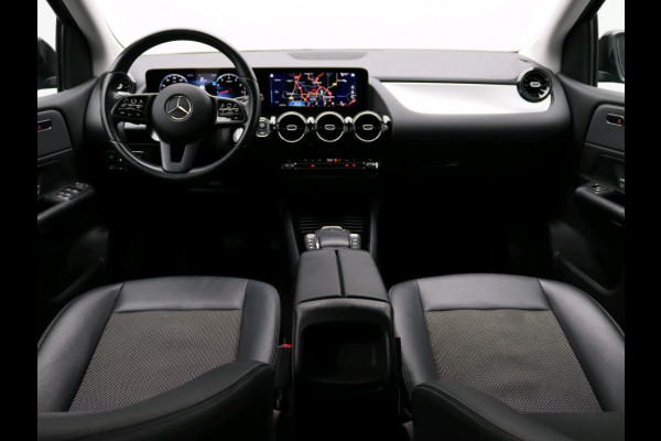 Mercedes-Benz B-Klasse 180 Business Solution Ledkoplampen | Achteruitrijcamera |  Stoelverwarming voor | Licht- en zicht pakket |  Inclusief 24 maanden Mercedes-Benz Certified garantie voor Europa.