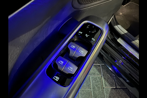 Mercedes-Benz C-Klasse 180 AMG Line Volleer|Night|Sfeer|NAP