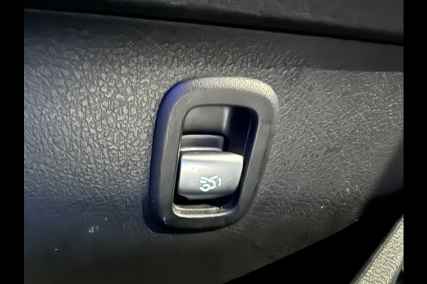 Mercedes-Benz C-Klasse 180 AMG Line Volleer|Night|Sfeer|NAP