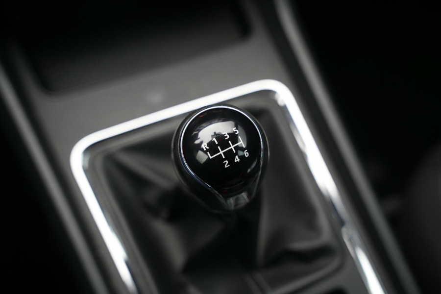 Seat Ateca 1.4 EcoTSI Style Ecc Navi LMV trekhaak camera cruise CarPlay