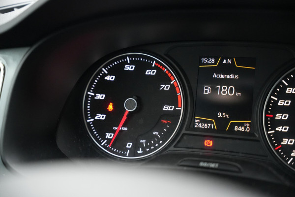 Seat Ateca 1.4 EcoTSI Style Ecc Navi LMV trekhaak camera cruise CarPlay