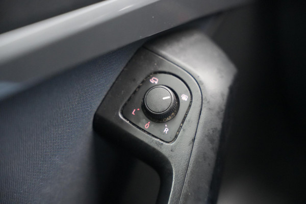 Seat Ateca 1.4 EcoTSI Style Ecc Navi LMV trekhaak camera cruise CarPlay