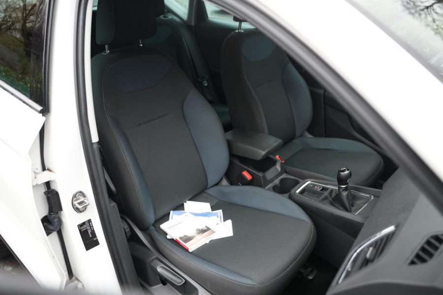 Seat Ateca 1.4 EcoTSI Style Ecc Navi LMV trekhaak camera cruise CarPlay