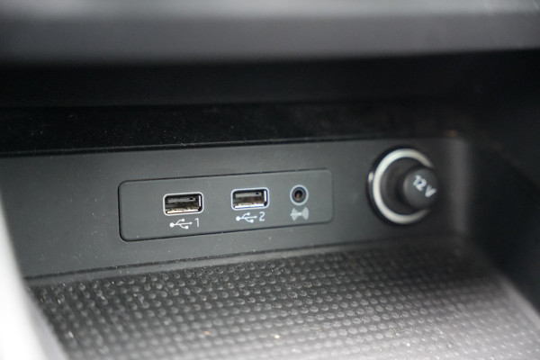 Seat Ateca 1.4 EcoTSI Style Ecc Navi LMV trekhaak camera cruise CarPlay