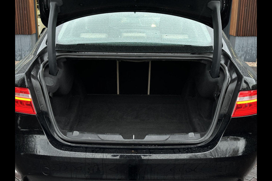 Jaguar XE 2.0 Prestige Pro Edition