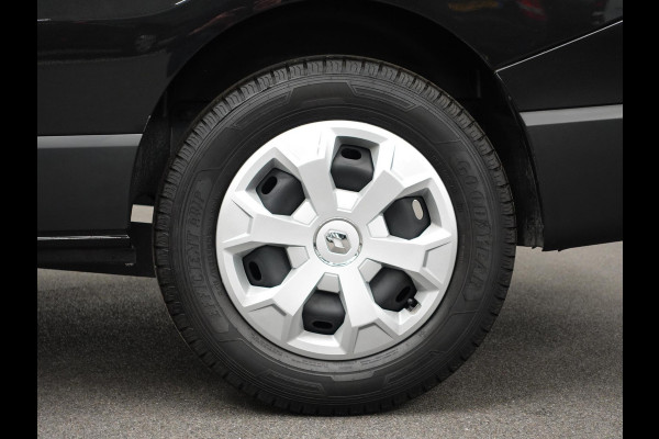 Renault Trafic 2.0 Blue dCi 150PK T30 L2H1 Advance Automaat Airco Bluetooth Cruise Parkeersensoren Navigatie Trekhaak