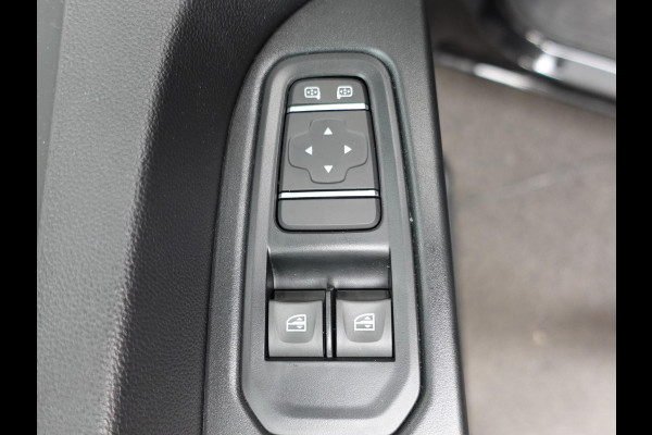 Renault Trafic 2.0 Blue dCi 150PK T30 L2H1 Advance Automaat Airco Bluetooth Cruise Parkeersensoren Navigatie Trekhaak