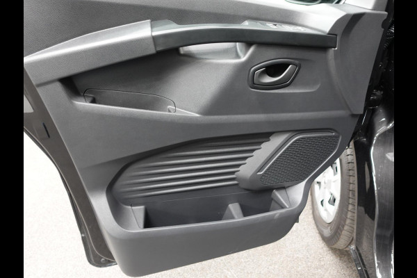 Renault Trafic 2.0 Blue dCi 150PK T30 L2H1 Advance Automaat Airco Bluetooth Cruise Parkeersensoren Navigatie Trekhaak