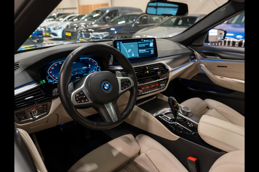 BMW 5 Serie 530e M-Pakket, Shadow Line, Laser Light, Pano, Virtual, Leder, 360 Cam, ACC, Ambiënte Light, PDC, Dealer Onderhouden