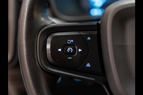 Volvo XC40 1.5 T3 163PK Momentum, Navi, Cruise, PDC, Clima, Voll Led, Bluetooth/Tel, Volledig Onderhouden