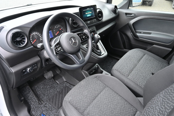 Mercedes-Benz Citan 110 CDI L2 Pro 3 Zitplaatsen, MBUX met camera