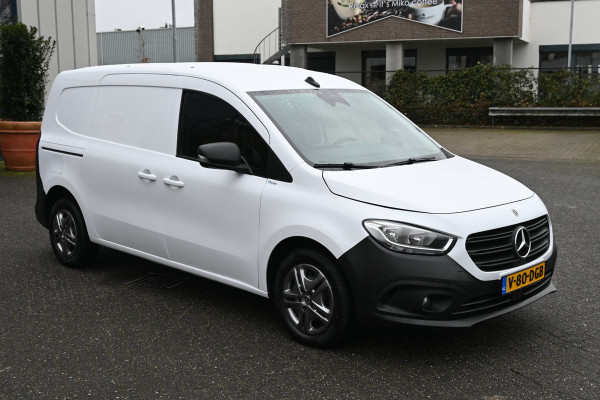Mercedes-Benz Citan 110 CDI L2 Pro 3 Zitplaatsen, MBUX met camera