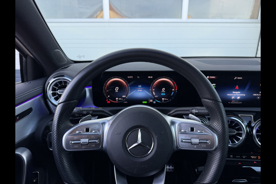 Mercedes-Benz A-Klasse 250 e Business Solution AMG Edition | Pano | Ambient Light | Camera | LED | 18 inch