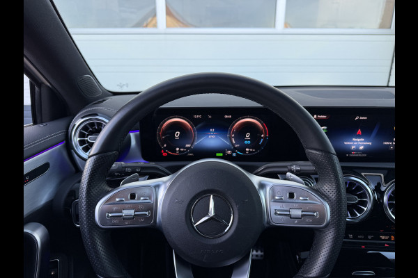 Mercedes-Benz A-Klasse 250 e Business Solution AMG Edition | Pano | Ambient Light | Camera | LED | 18 inch