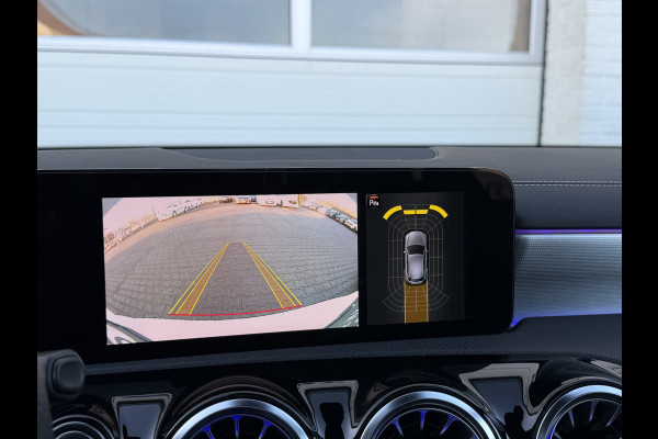 Mercedes-Benz A-Klasse 250 e Business Solution AMG Edition | Pano | Ambient Light | Camera | LED | 18 inch