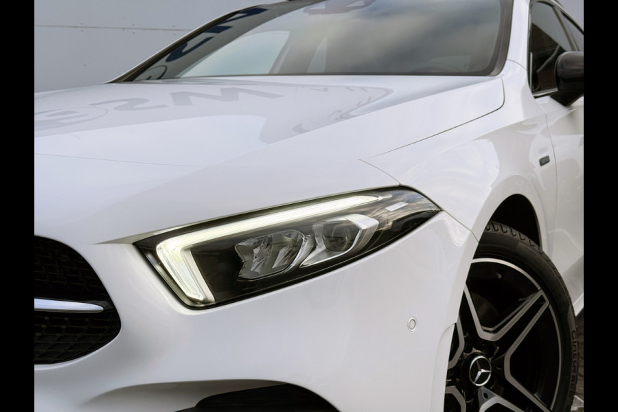 Mercedes-Benz A-Klasse 250 e Business Solution AMG Edition | Pano | Ambient Light | Camera | LED | 18 inch