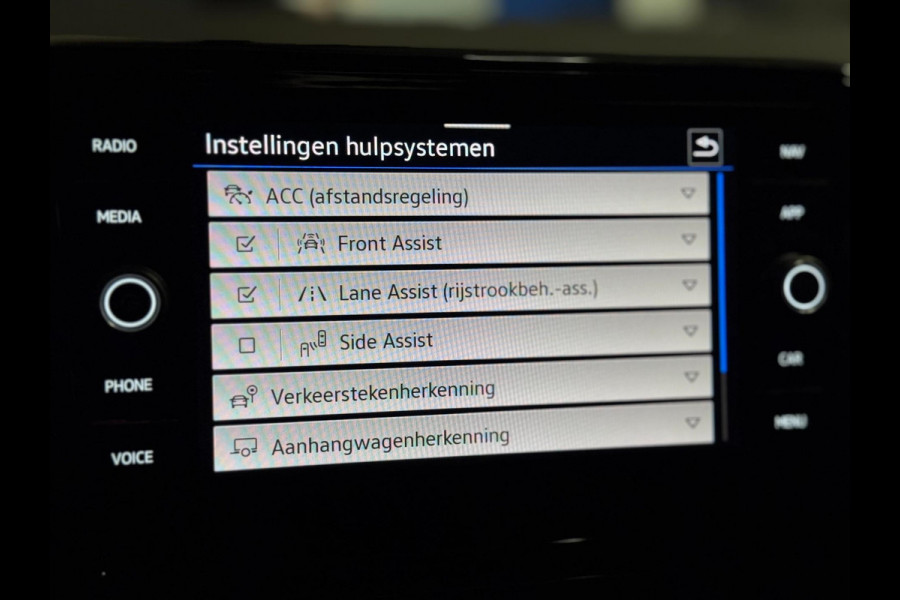 Volkswagen T-Roc 1.5 TSI 3X R-LINE | PANO | VIRTUAL | IQ LED | LANE ASS. | VOL!