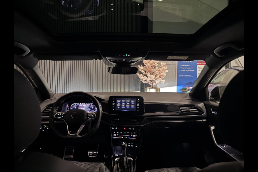 Volkswagen T-Roc 1.5 TSI 3X R-LINE | PANO | VIRTUAL | IQ LED | LANE ASS. | VOL!