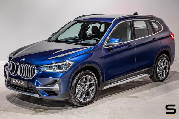 BMW X1 SDrive18i Executive Edition|NAP|HUD|Trekhaak|Cam|1eig