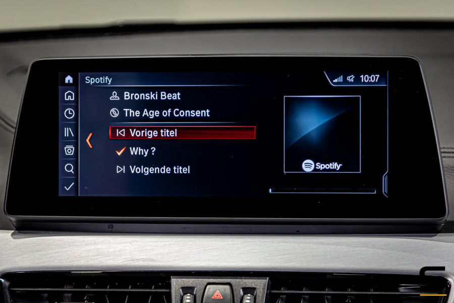 BMW X1 SDrive18i Executive Edition|NAP|HUD|Trekhaak|Cam|1eig