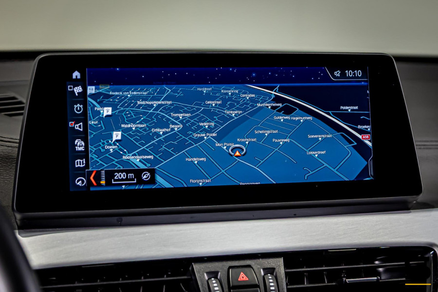 BMW X1 SDrive18i Executive Edition|NAP|HUD|Trekhaak|Cam|1eig