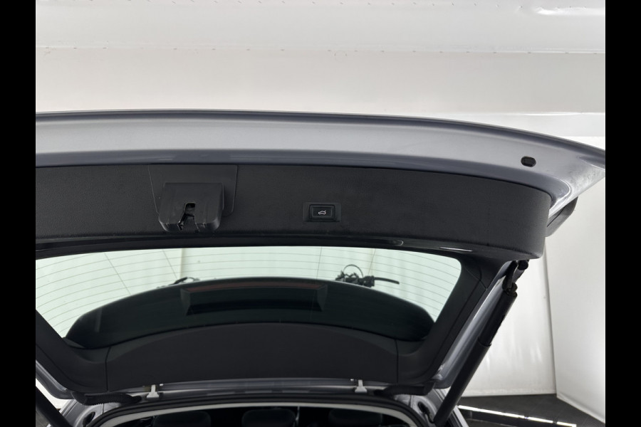 Audi e-tron 50 quattro Business edition 71 kWh [ 3-Fase ] {SOH-99%} (INCL.BTW) Aut. *HEATPUMP | FULL-LED | DIGI-COCKPIT | NAVI-FULLMAP | MEMORY-PACK |  COMFORTSEATS | KEYLESS | AUDI-SOUND | SHIFT-PADDLES | DAB+ | ECC | PDC | CRUISE | 20''ALU*