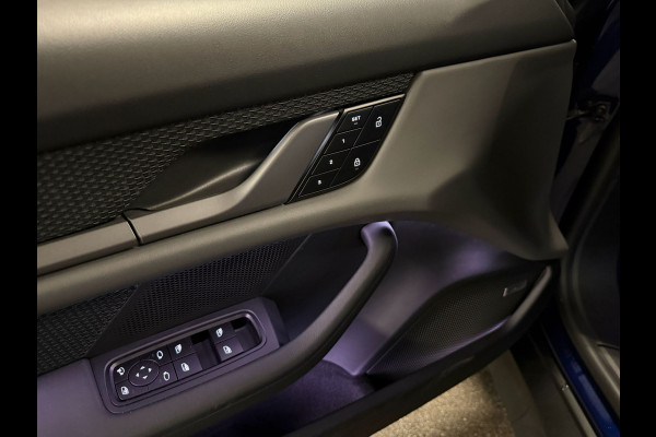 Porsche Taycan Performance 93 kWh-PANORAMA-SPORT CHRONO-STOELEN 14 VOUDIG-SOUND-SURROUND-COMPL.