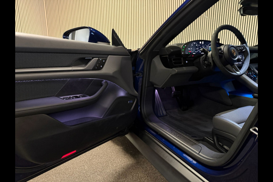 Porsche Taycan Performance 93 kWh-PANORAMA-SPORT CHRONO-STOELEN 14 VOUDIG-SOUND-SURROUND-COMPL.