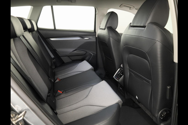 Škoda Enyaq 60 Selection 204pk | Blind Spot | Adaptive Cruise | Elek. achterklep | Navigatie | Camera |