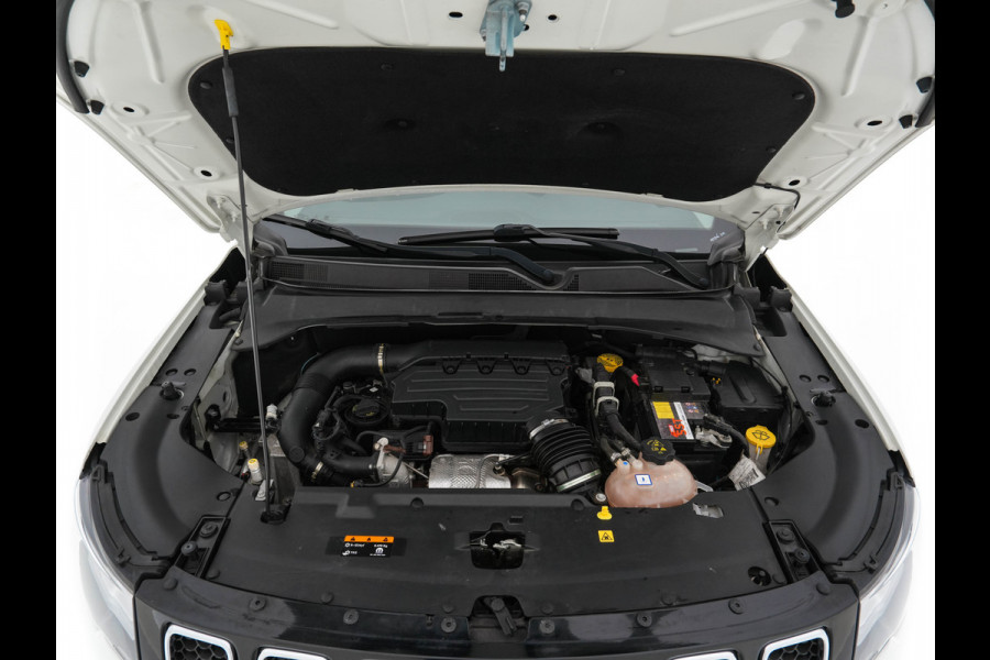 Jeep Compass 1.3T Limited (INCL-BTW) *LEATHER-MICROFIBRE | FULL-LED | NAVI-FULLMAP | KEYLESS | COMFORTSEATS | CAMERA | PRIVACYGLASS | DAB | ECC | PDC | CRUISE | TOWBAR | LANE-ASSIST | CAPRLAY | 18''ALU*