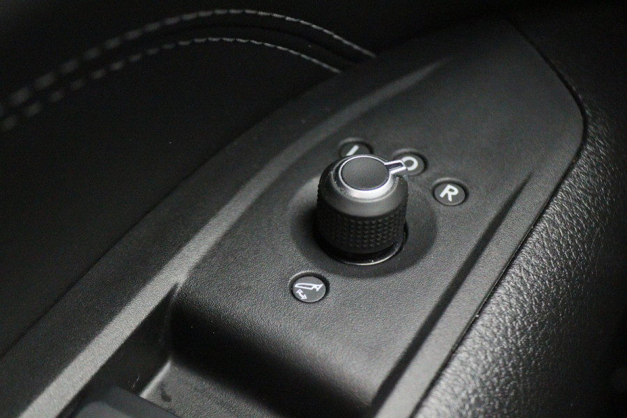 Jeep Compass 4xe 240 Plug-in Hybrid Electric S Leer, Virtual Cockpit, Camera, Apple Carplay, ACC, Rijstrooksensor, 19"