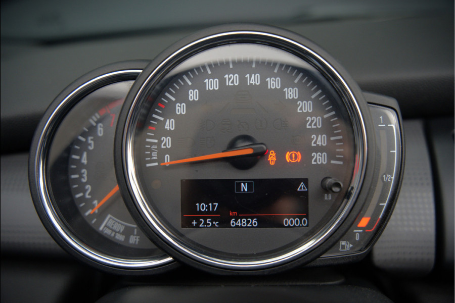 MINI Cabrio 1.5 Cooper Chili | Stoelverwarming | Cruise Control | Navigatie | Ambiance Verlichting | Parkeersensoren | Keyless | Climate Control | Black Pack | Dealer Onderhouden |