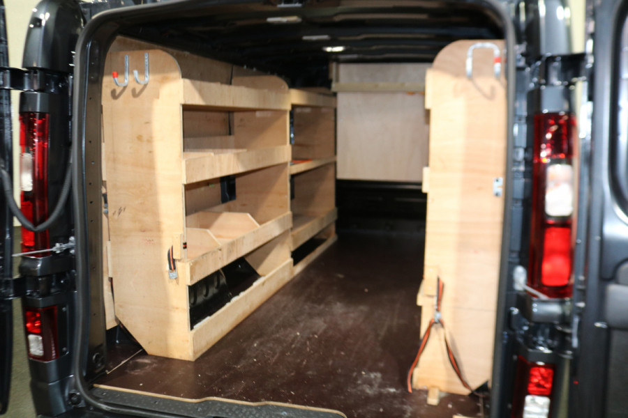 Renault Trafic 2.0 dCi 150pk L2 H1 Work Edition Automaat Airco Navigatie Trekhaak