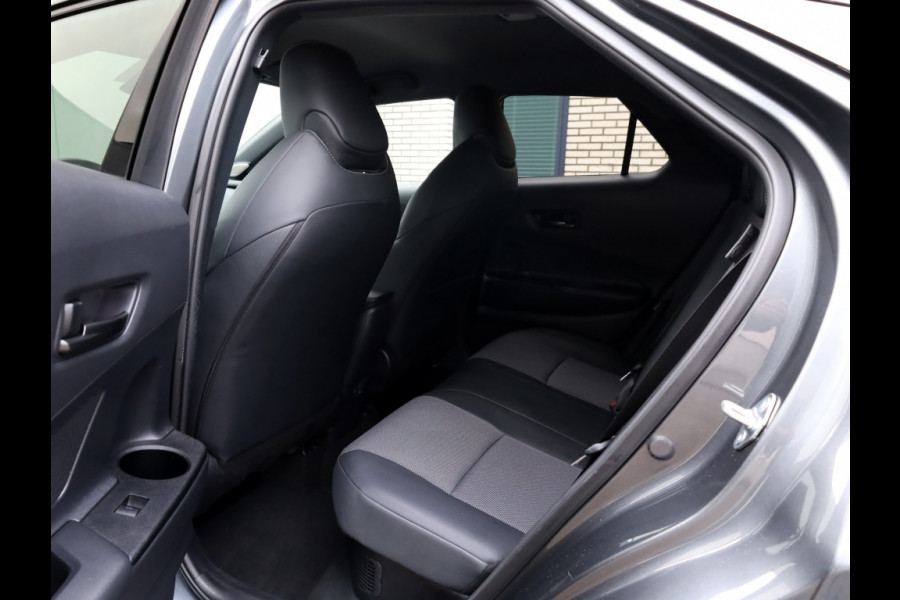 Toyota C-HR 2.0 Hybrid 200 Executive | JBL | Half Leder | El Achterklep