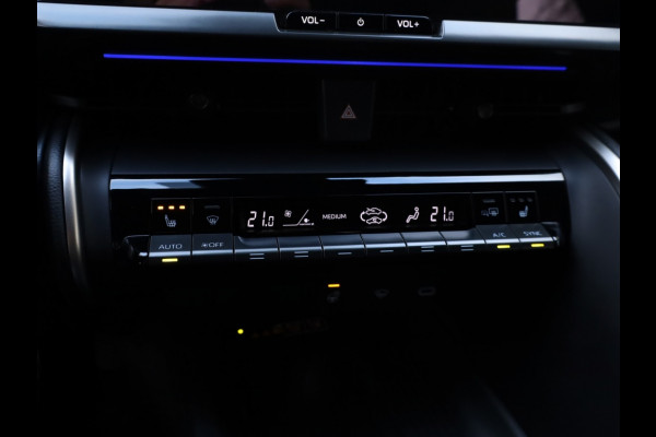 Toyota C-HR 2.0 Hybrid 200 Executive | JBL | Half Leder | El Achterklep