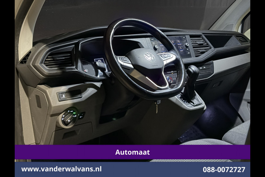 Volkswagen Transporter 2.0 TDI 150pk Automaat L1H1 Euro6 Airco | Navigatie | Camera | Cruisecontrol | Android Auto Parkeersensoren, Bijrijdersbank
