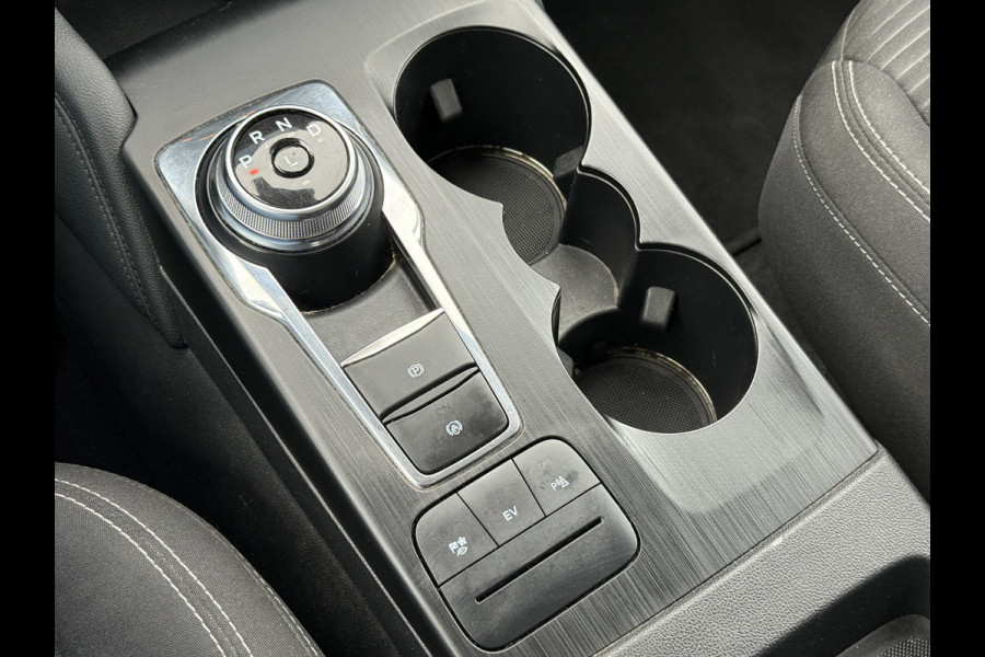 Ford Kuga BWJ 2023 | 2.5 PHEV 225PK Titanium | PANO DAK | CAMERA A | CARPLAY | CLIMA | CRUISE | NAVI | PRIV. GLAS | MULTIFUNCT. STUUR | LMV