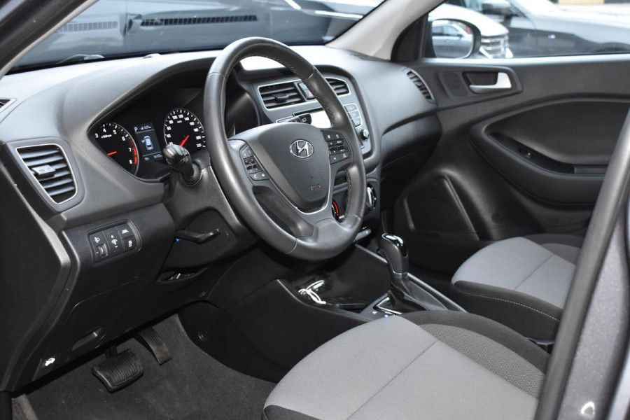Hyundai i20 1.0 T-GDI 100PK Aut. Comfort | Camera | Carplay | PDC | Stoel- & Stuurverw. | Incl. garantie