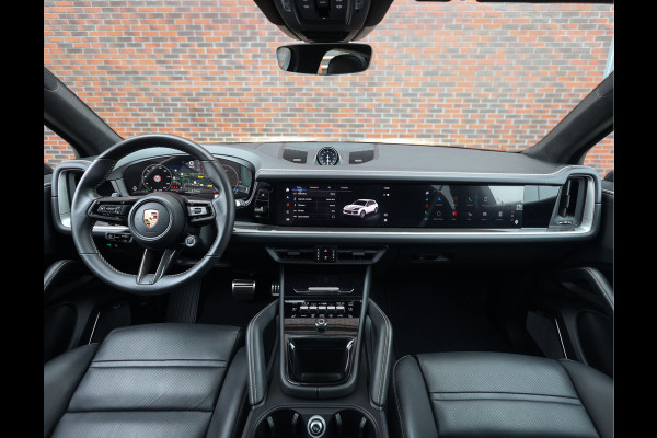 Porsche Cayenne 3.0 E-Hybrid | Pano - Trekhaak - Pas. Display