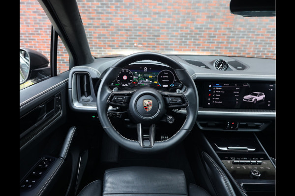 Porsche Cayenne 3.0 E-Hybrid | Pano - Trekhaak - Pas. Display