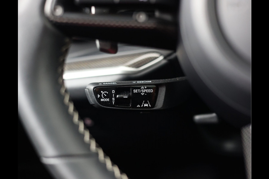 Porsche Cayenne 3.0 E-Hybrid | Pano - Trekhaak - Pas. Display