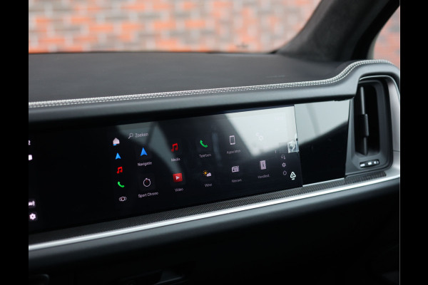 Porsche Cayenne 3.0 E-Hybrid | Pano - Trekhaak - Pas. Display