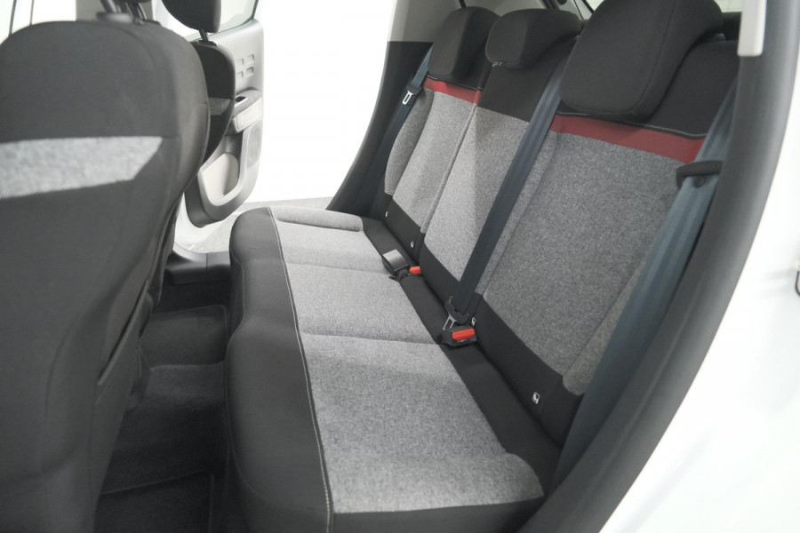 Citroën C3 PureTech 82 C-Series | Parkeersensoren | Navigatie | Climate Control | Apple Carplay