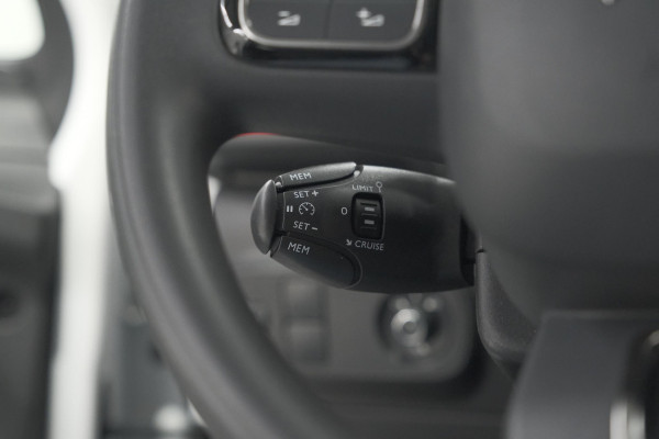 Citroën C3 PureTech 82 C-Series | Parkeersensoren | Navigatie | Climate Control | Apple Carplay